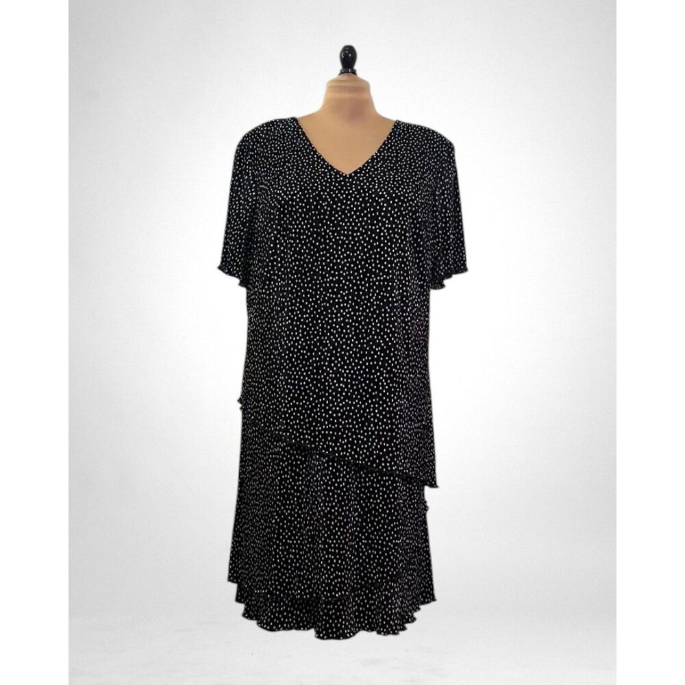 Connected Plus Plissé Black & White Tiered Dress, NWT! Size 24W